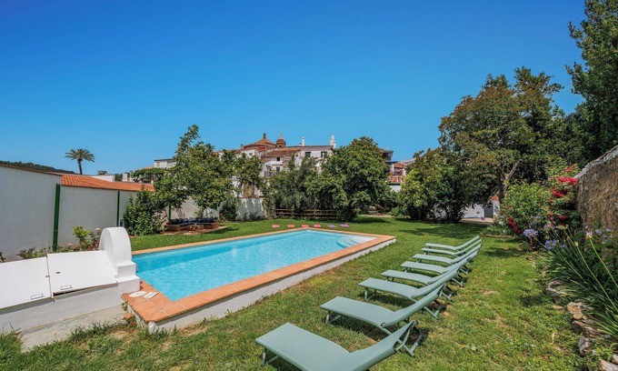 Galaroza Maison | Wonderful 17th Century 5 Bedroom House with Large Gardens, Pool and Sauna