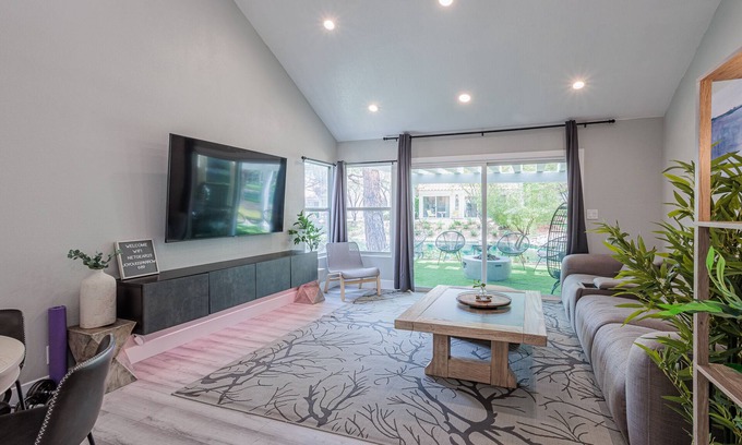 Spanish Trails Maison | Wonderful 2 Bedroom Townhouse in Las Vegas