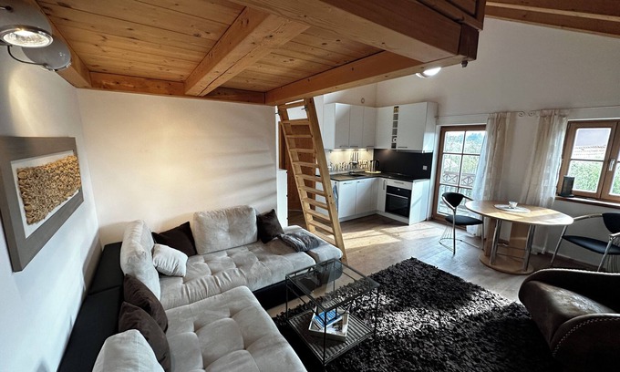 Edling Appartement | wonderful apartment with connection to public transportation to Munich