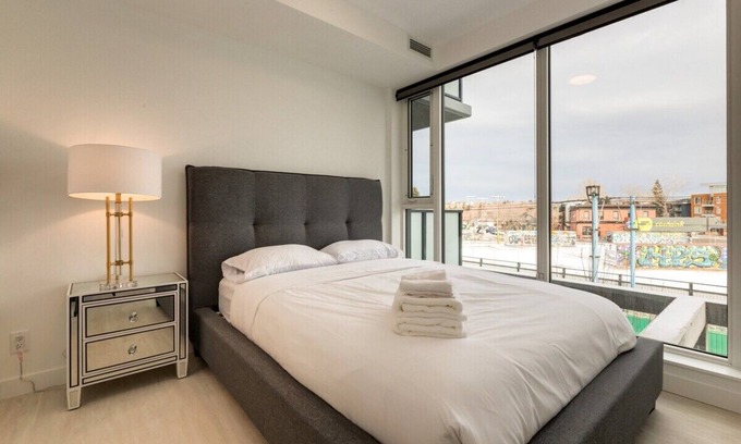 Sunnyside Appartement | *Wonderful* City View Condo in Trendy Kensington