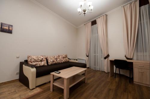 Uzhhorod Appartement | Wonderful flat on city center (Mukachivska 4/11)
