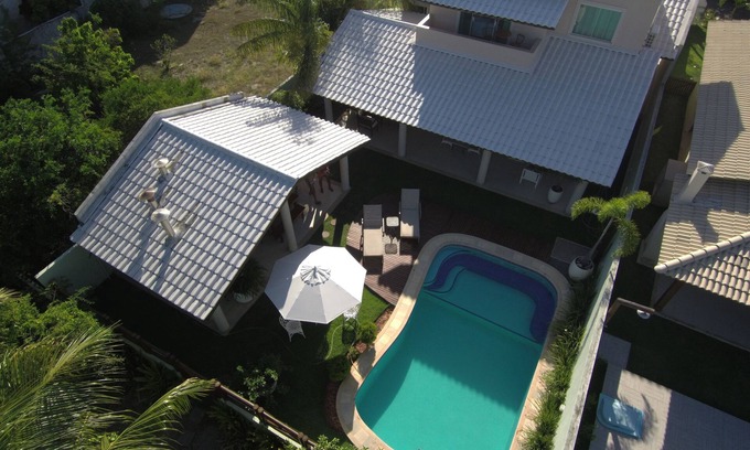 Barra do Jacuipe Maison | MAGNIFIQUE MAISON AU BORD DE LA RIVIÈRE, PISCINE, COND. proche, bon prix