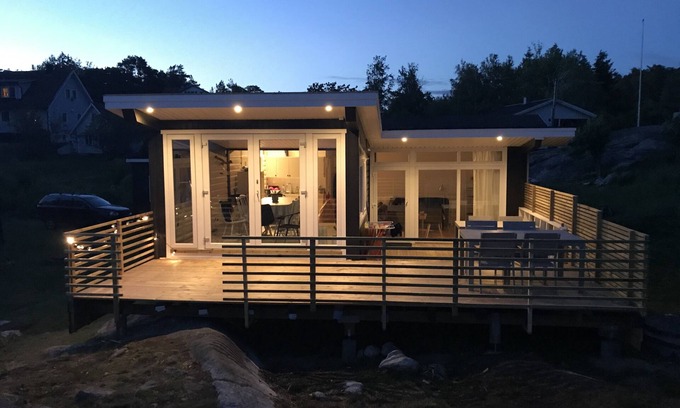 Lokholmen Cottage | Près de la mer à Strömstad!