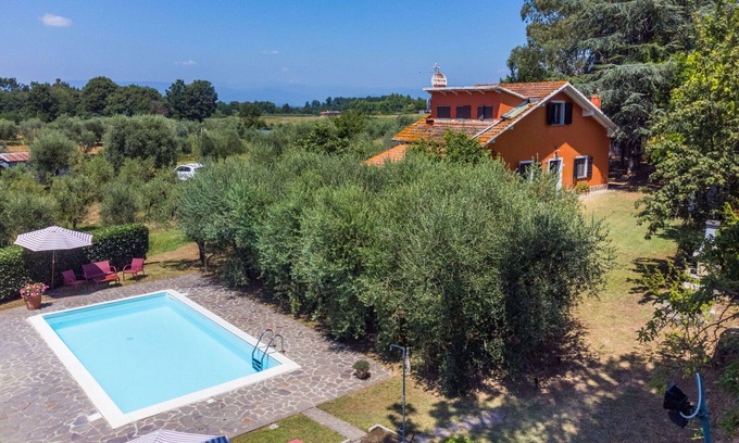 Santa Maria a Monte Maison | Belle maison de vacances privée avec piscine privée, climatisation, WIFI, TV et patio