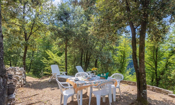 Stazzema Maison | Belle maison de vacances privée pour 4 personnes avec parking