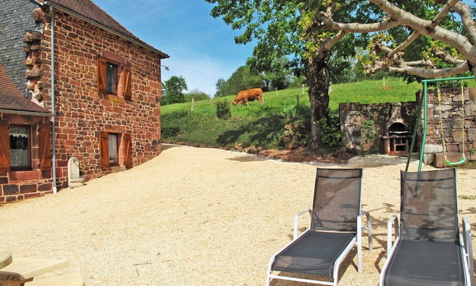 Lagleygeolle Villa | Magnifique maison de vacances privée avec WIFI, TV, patio, animaux admis et vue panoramique