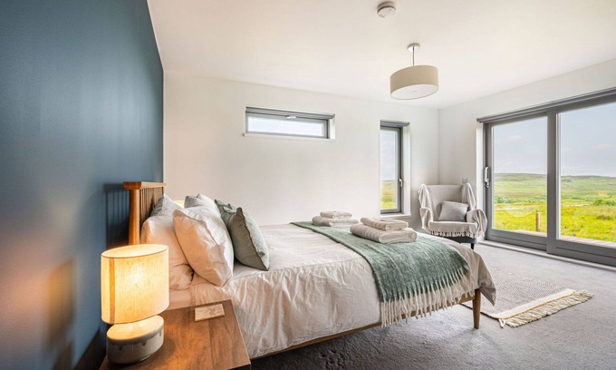Caroy Villa | Merveilleuse maison de vacances privée pour 6 personnes avec WIFI, TV, patio et vue panoramique