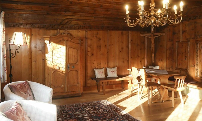 Fliess Maison | Magnifique maison de vacances privée pour 10 personnes avec WIFI, TV et parking