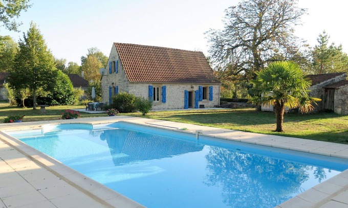 Pontcirq Villa | Merveilleuse maison de vacances privée avec WIFI, piscine privée, TV, terrasse et animaux admis