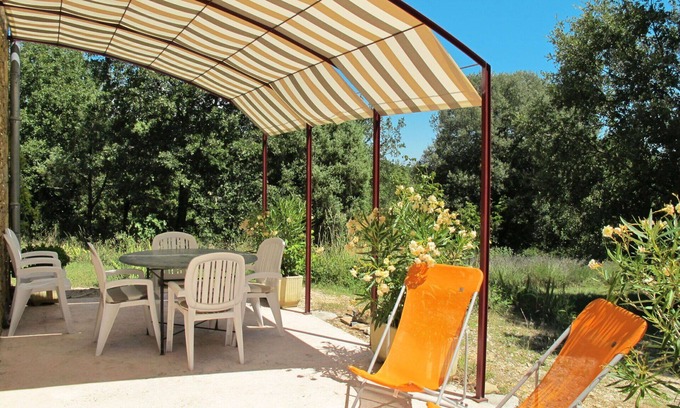 Verfeuil Maison | Belle maison de vacances privée pour 4 personnes avec terrasse et animaux admis