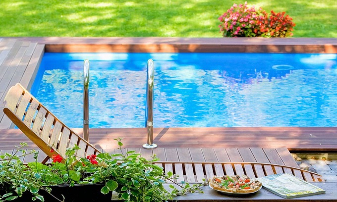 Matulji Maison | Maison de vacances privée avec WIFI, piscine privée, climatisation, bain à remous, TV, patio