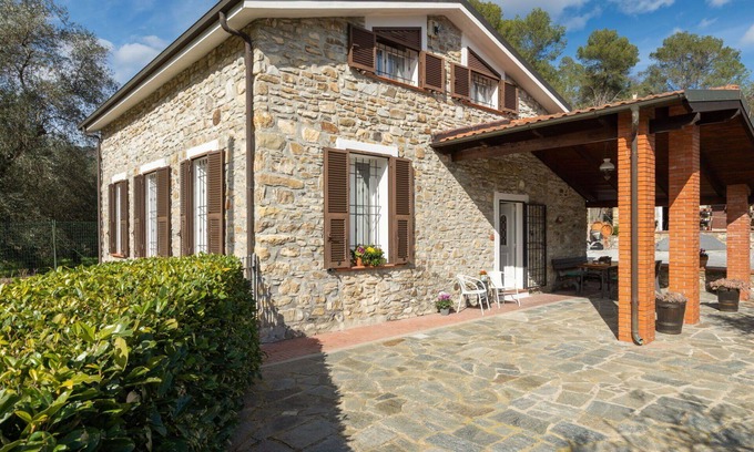 Andora Maison | Magnifique maison de vacances privée pour 5 personnes avec climatisation, WIFI, TV et terrasse