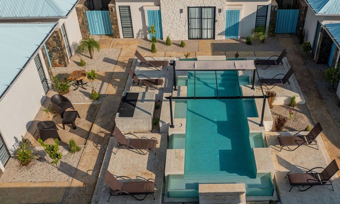Tamarindo Villa | Wonderful Villa 2 BR Kitchen Pool Near to beaches Wifi PetFriendly