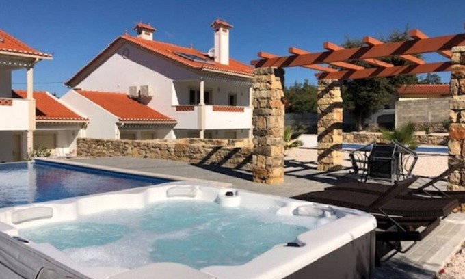 Ferreira do Zezere Villa | Magnifique villa à Ferreira do Zezere avec piscine privée et jacuzzi!