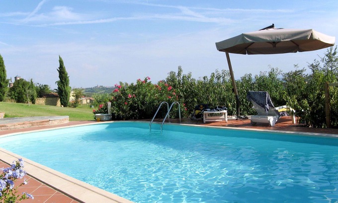 Grazzano Badoglio Maison | Magnifique maison de vacances pour 4 personnes avec climatisation, WIFI, piscine, TV et terrasse