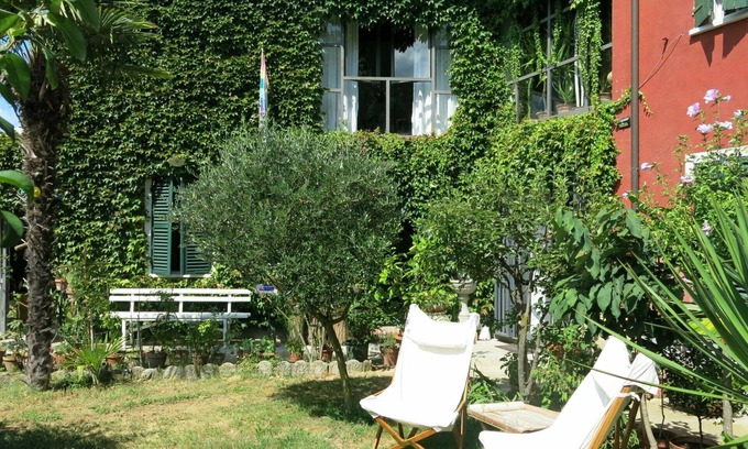 Asti Maison | Bel appartement pour 2 personnes avec climatisation, WIFI, TV et parking