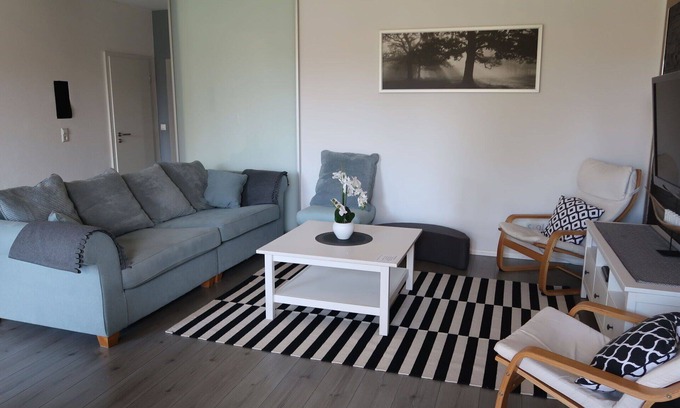 Schwanau Maison | Belle maison de vacances pour 4 personnes avec WIFI, bain à remous, TV, terrasse et parking