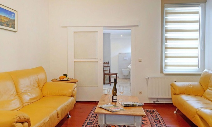 Loitz Maison | Joli appartement pour 4 personnes avec WIFI et TV