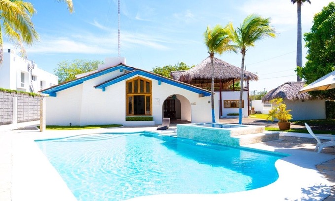 Western Nicaragua Hôtel | Wonderfull Scape in a Mediterranean Architecture Beach House