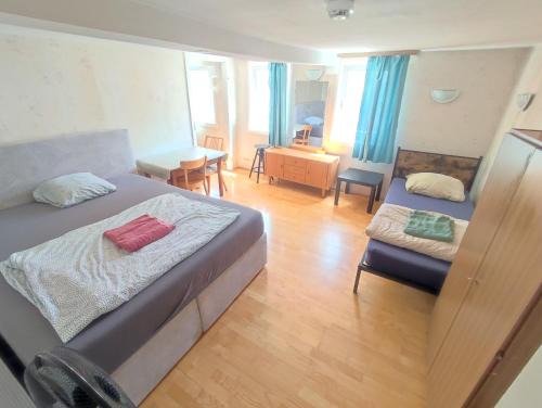 Kelkheim Appartement | Wood Is Good! Kelkheim Central 24 7 Check In