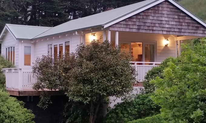 Tawa Cottage | --WOODBURN COTTAGE-- Supérieur autonome rural - 15 minutes de Wellington CBD