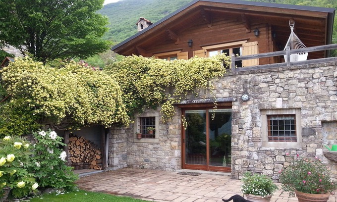 Ranzanico Chalet De Ski | Woodden chalet panoramico