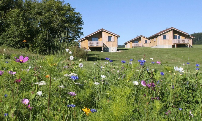Prenovel Chalet De Ski | Chalet de Trémontagne avec vue sur les Monts Jura avec WIFI