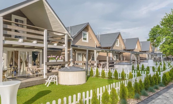 Grabowo Koscierskie Maison | Woodhouse Resort Dobrogoszcz