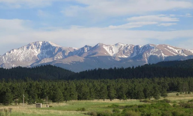Sedalia Chalet De Ski | Woodland Park Retreat Mountain Views, Crisp Mountain Air, Wildlife Viewing