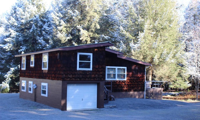 Laporte Cabine | Woodland Pines Vacation Retreat: Une oasis dans les bois!