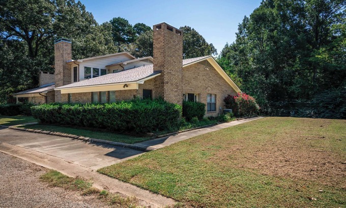 Gladewater Maison | Woodland Springs Summ