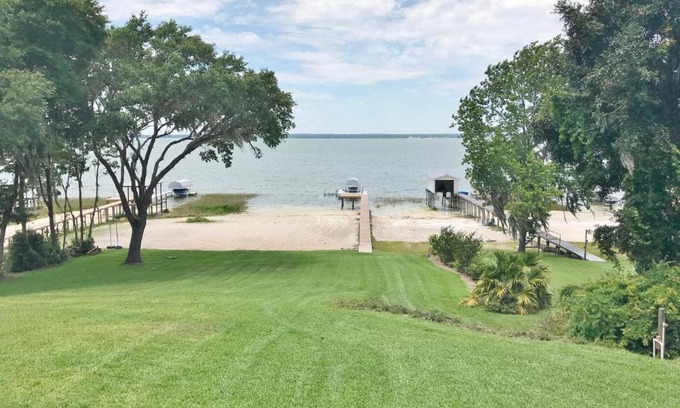 Eastlake Weir Maison | Woodmar Vacation Home