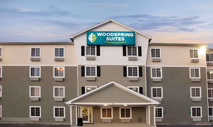Broadmoor Hôtel | WoodSpring Suites Baton Rouge East I-12