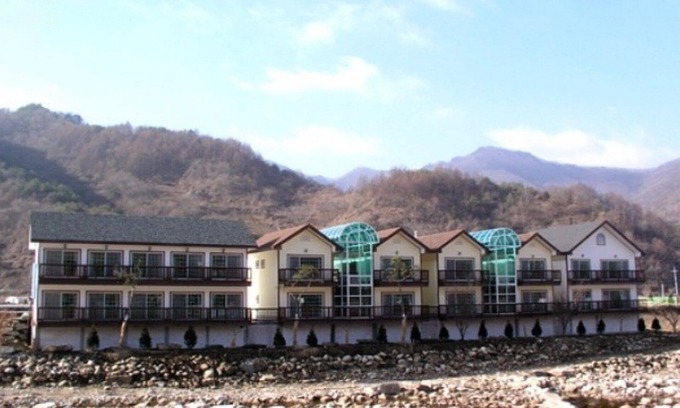Jecheon Maison | Worak Pensionville Gauguin's House