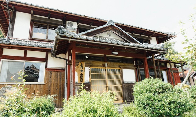 Nagahama Maison | Worcation that blends in naturally Remote work th / Nagahama Shiga