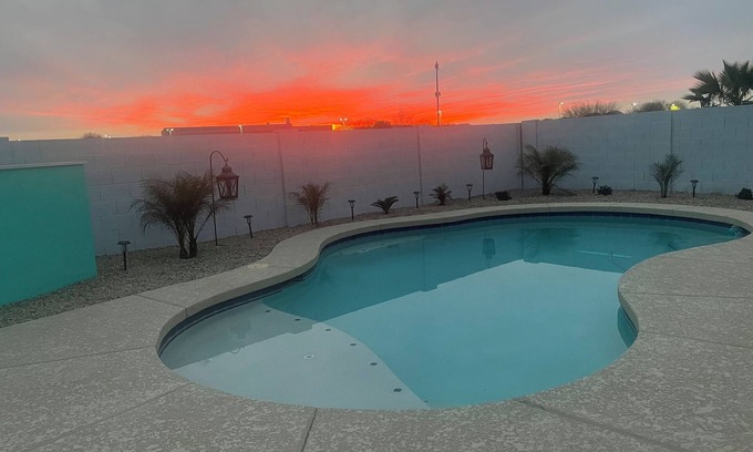Copper Basin Maison | WOWZZZA! Newly Remodeled in FEB 2025, Heated Pool Home, 5 STARS ABOVE THE REST!!