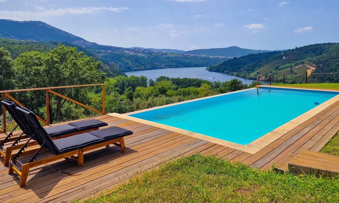 Castelo de Paiva Maison | Writer's Retreat by the Douro Valley