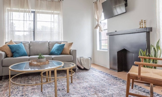 Maple Ridge Appartement | Wyndam's Foresight - quaint abode near everything!