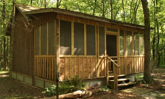 Coldwater Cottage | Wynnewood Rustic Cabin dans les bois