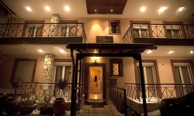 Karpenisi Maison | Xenonas Drimos