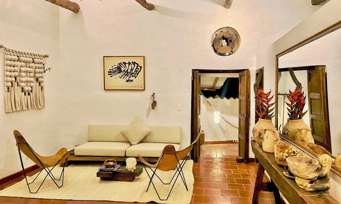 Barichara Maison | XVII Century Home with Contemporary Renovations!