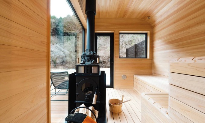 Tsuru Cabine | Y Building / Tsuru Yamanashi