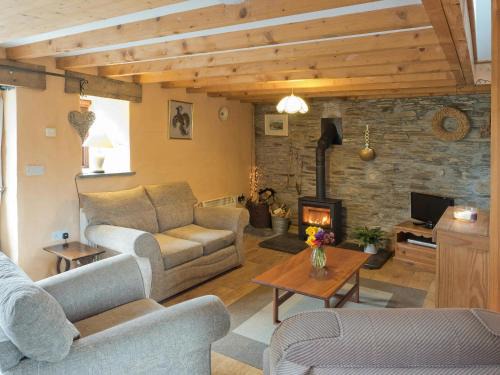 Cilgerran Maison | Y Cartws Cardigan