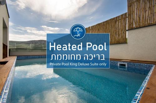 Migdal Appartement | Yalarent Magdala Apartments with Private Pool or Jacuzzi
