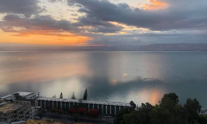 Tiberias Copropriété | Yam Bracha Blessing on The Sea; Located on a hillside next to the Sea of Galilee