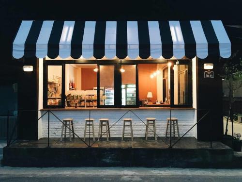 Yangyang Maison | Yang Yang Surfers Paradise Stay