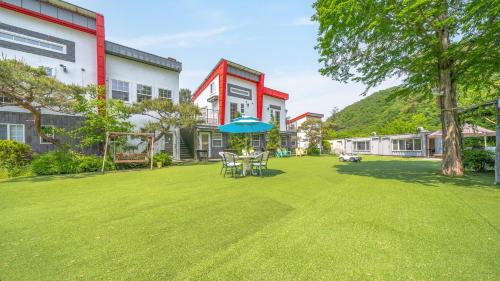 Hongcheon Maison | Yangpyeong dodam dodam pension