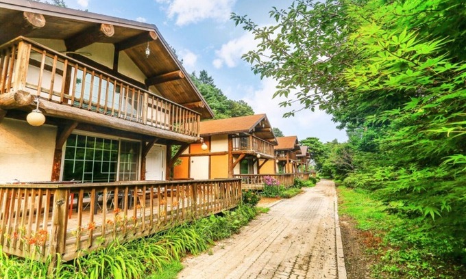 Yongmun Maison | Yangpyeong Log Camp Pension