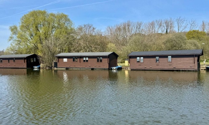 Smallburgh Location De Bateaux | Yare River Lodge Houseboat