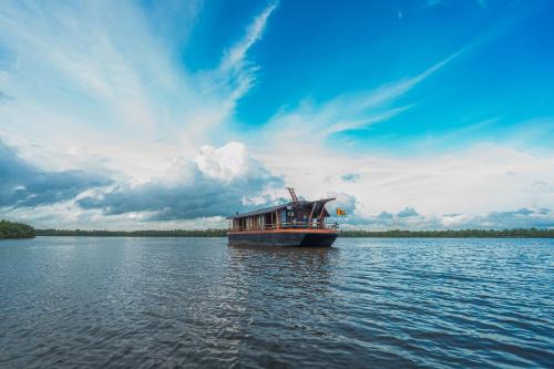Aturuwella Location De Bateaux | Yathra Houseboat